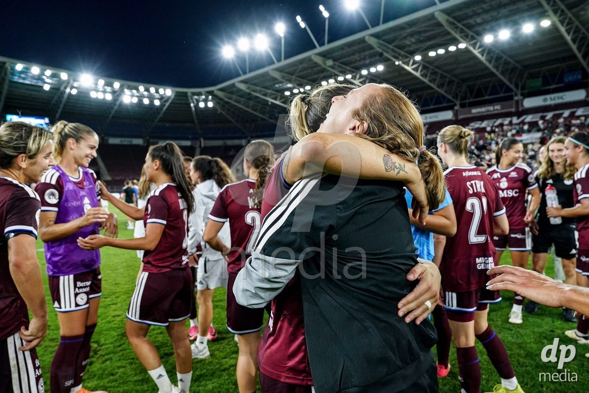 Geneva, Switzerland - September 2: Players of Servette celebrate during the UEFA Women's Champions League match between Servette FC Chenois Feminin and AC Sparta Praha at Stade de Geneve on September 2, 2026 in Geneva, Switzerland.