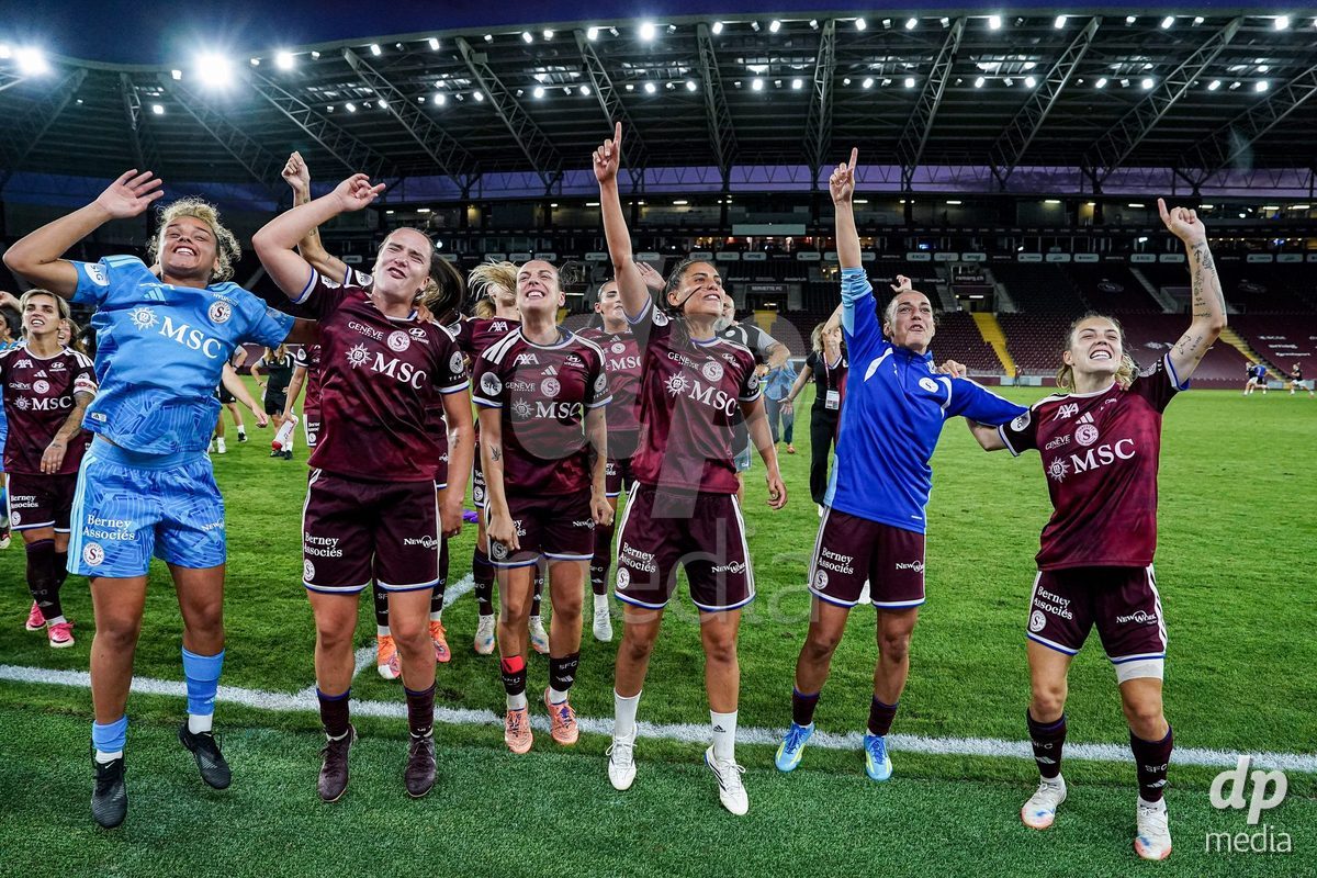 Geneva, Switzerland - September 2: Players of Servette celebrate the victory and entry into the UWCL league phase after the UEFA Women's Champions League match between Servette FC Chenois Feminin and AC Sparta Praha at Stade de Geneve on September 2, 2026 in Geneva, Switzerland.
