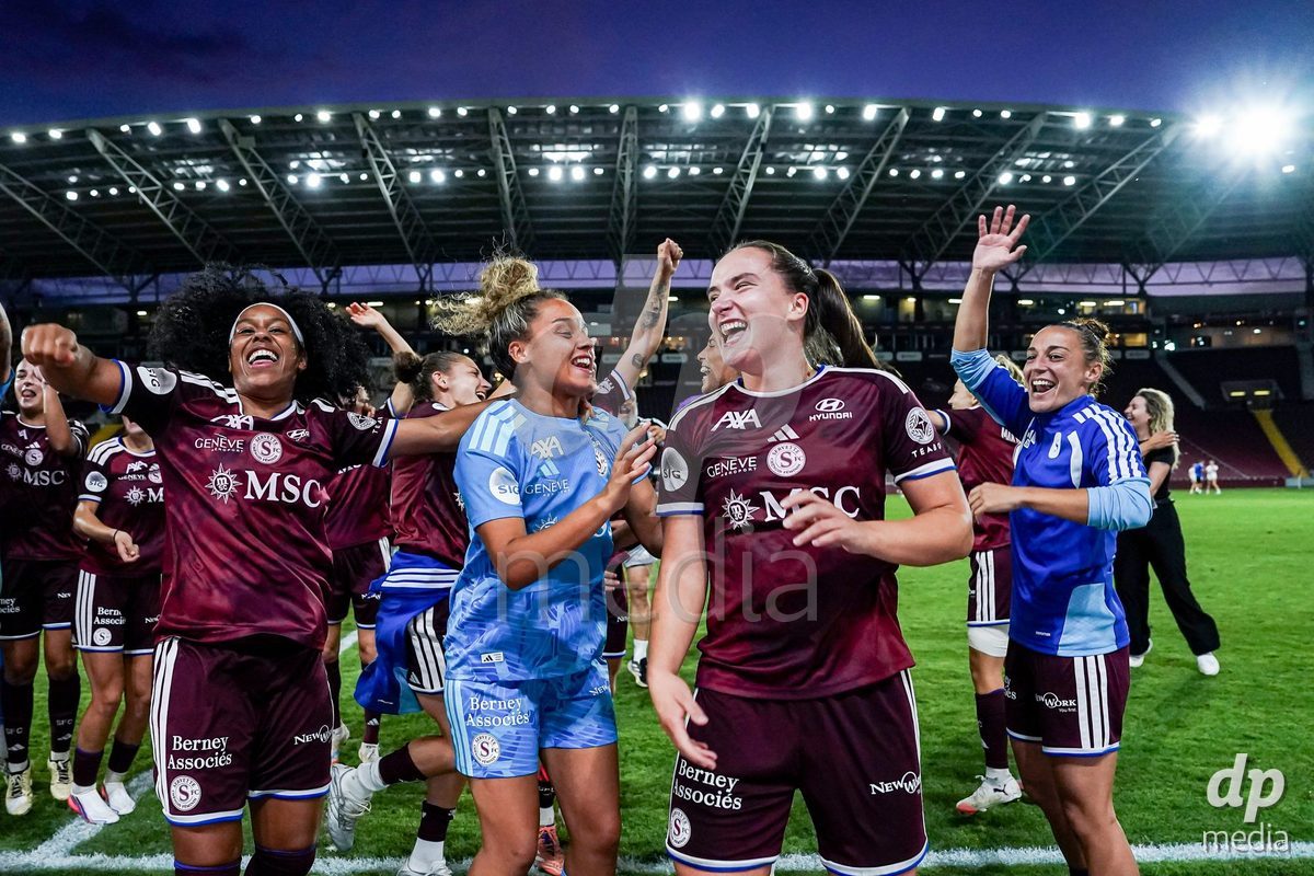 Geneva, Switzerland - September 2: Players of Servette celebrate the victory and entry into the UWCL league phase after the UEFA Women's Champions League match between Servette FC Chenois Feminin and AC Sparta Praha at Stade de Geneve on September 2, 2026 in Geneva, Switzerland.