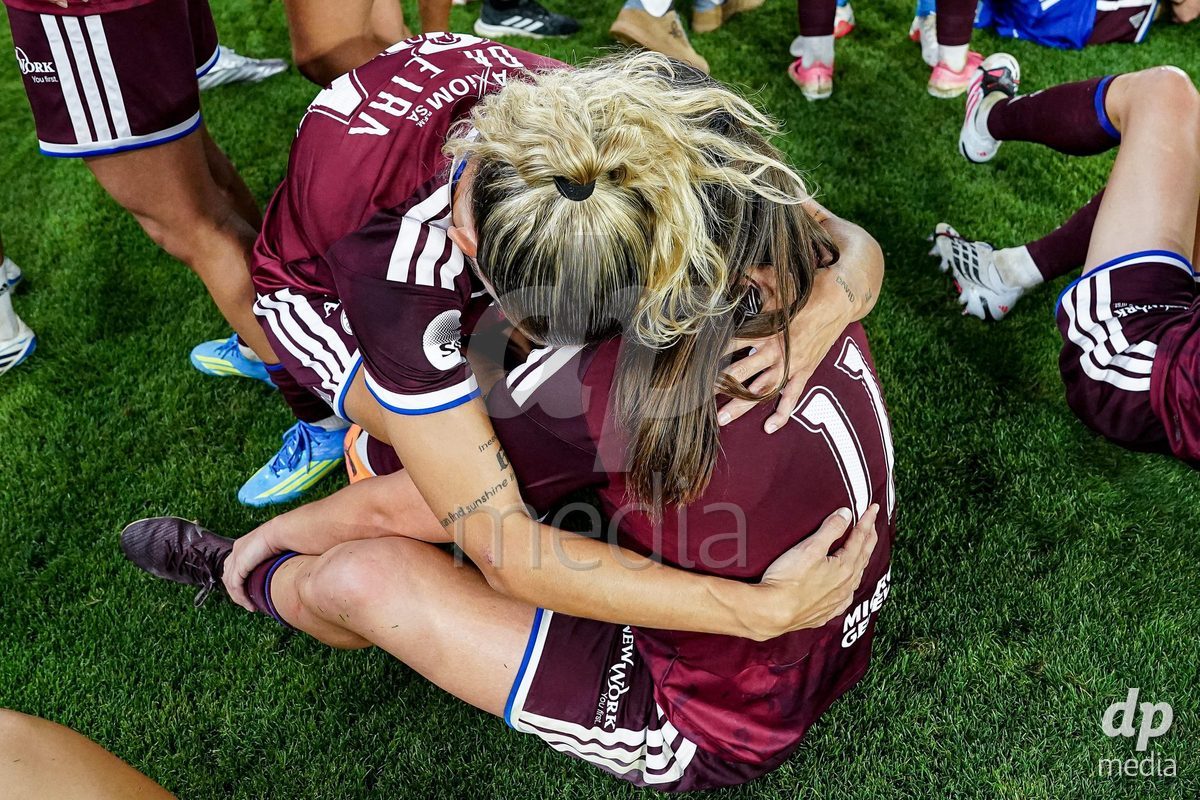 Geneva, Switzerland - September 2: Stefanie De Alem da Eira and Magdalena Izabela Sobal of Servette FC Chenois Feminin celebrate the victory and entry into the UWCL league phase after the UEFA Women's Champions League match between Servette FC Chenois Feminin and AC Sparta Praha at Stade de Geneve on September 2, 2026 in Geneva, Switzerland.