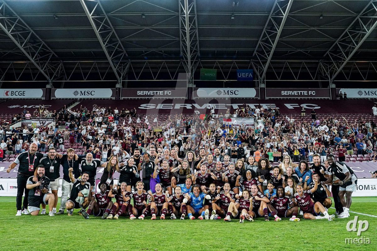 Geneva, Switzerland - September 2: Players and staff members of Servette celebrate the victory and entry into the UWCL league phase after the UEFA Women's Champions League match between Servette FC Chenois Feminin and AC Sparta Praha at Stade de Geneve on September 2, 2026 in Geneva, Switzerland.