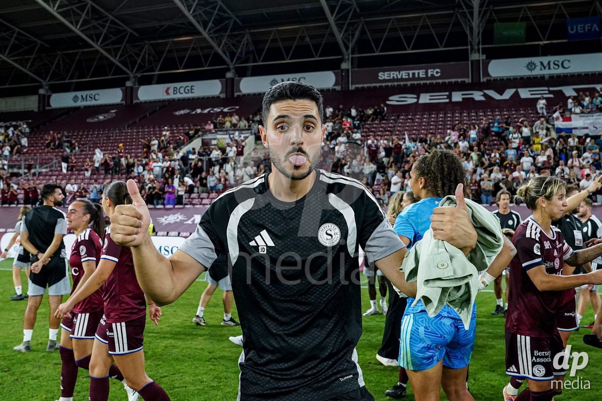 Geneva, Switzerland - September 2: Team Manager Jorge Daries of Servette celebrates the victory and entry into the UWCL league phase after the UEFA Women's Champions League match between Servette FC Chenois Feminin and AC Sparta Praha at Stade de Geneve on September 2, 2026 in Geneva, Switzerland.