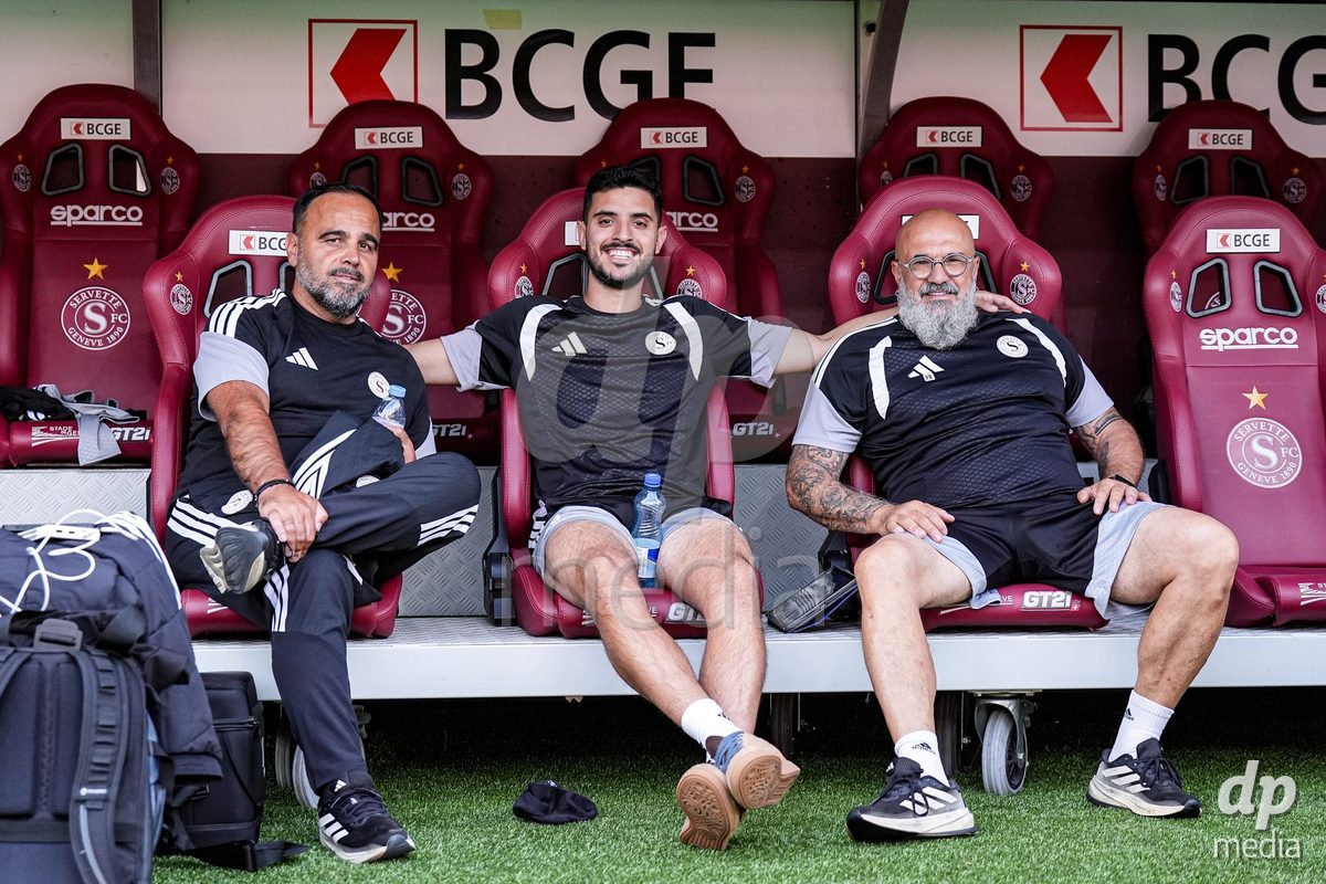 Geneva, Switzerland - September 2: Team Manager Jorge Daries of Servette (C) looks on prior to the UEFA Women's Champions League match between Servette FC Chenois Feminin and AC Sparta Praha at Stade de Geneve on September 2, 2026 in Geneva, Switzerland.