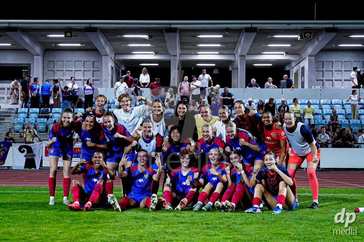 Basel, Switzerland - September 4: Players of FC Basel 1893 after winning the AXA Women's Super League match between FC Basel 1893 and FC St. Gallen 1879 at Leichtathletikstadion on September 4, 2026 in Basel, Switzerland.