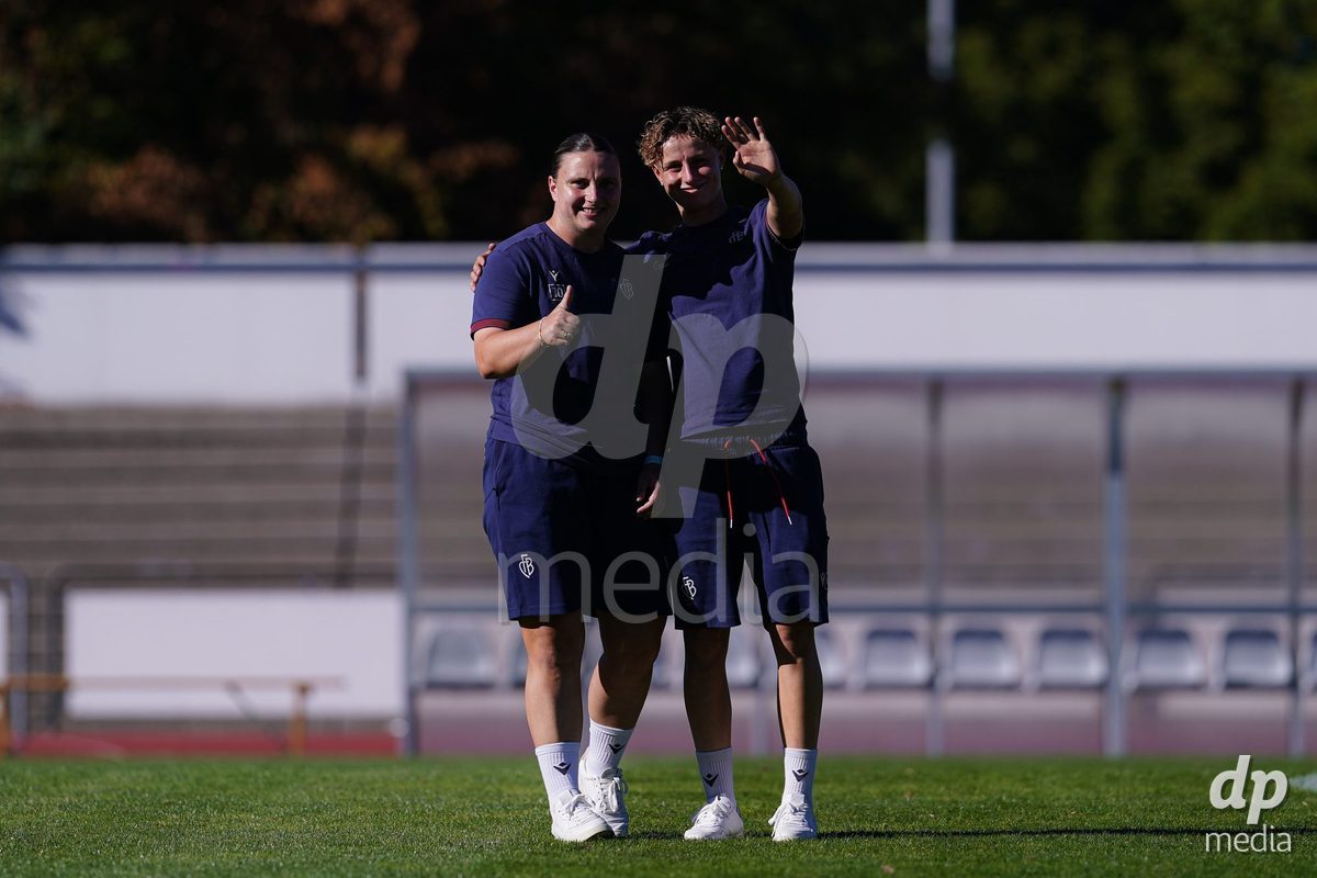Basel, Switzerland - September 4: Players of FC Basel 1893 arrival during the AXA Women's Super League match between FC Basel 1893 and FC St. Gallen 1879 at Leichtathletikstadion on September 4, 2026 in Basel, Switzerland.