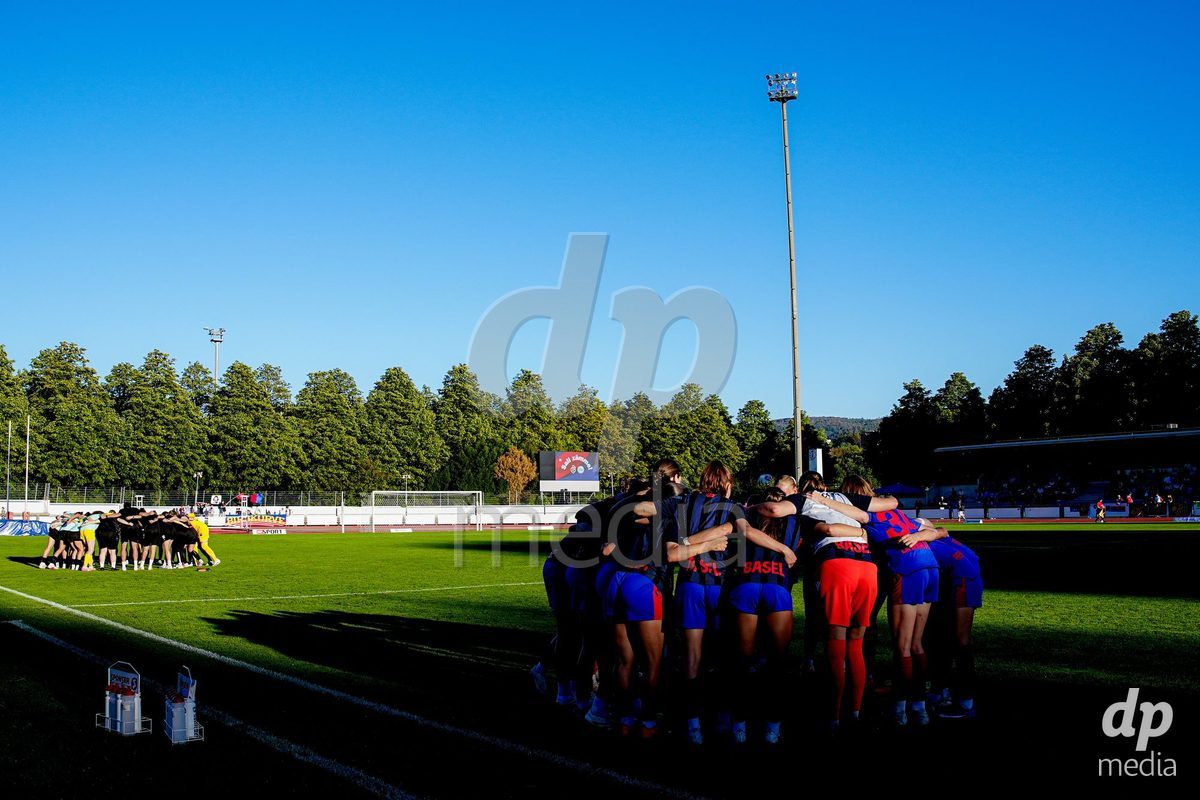 Basel, Switzerland - September 4: Players of FC Basel 1893 during the AXA Women's Super League match between FC Basel 1893 and FC St. Gallen 1879 at Leichtathletikstadion on September 4, 2026 in Basel, Switzerland.