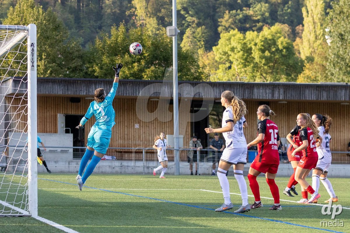 Aarau, Switzerland - September 5: goalkeeper Jara Ackermann of FC Aarau Frauen in action during the AXA Women's Super League match between FC Aarau Frauen and FC Luzern at Sportanlage Schachen on September 5, 2026 in Aarau, Switzerland.