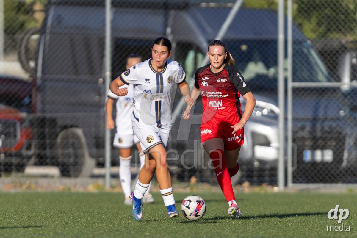 Aarau, Switzerland - September 5: Alyssa Keller of FC Luzern Frauen controls the ball during the AXA Women's Super League match between FC Aarau Frauen and FC Luzern at Sportanlage Schachen on September 5, 2026 in Aarau, Switzerland.