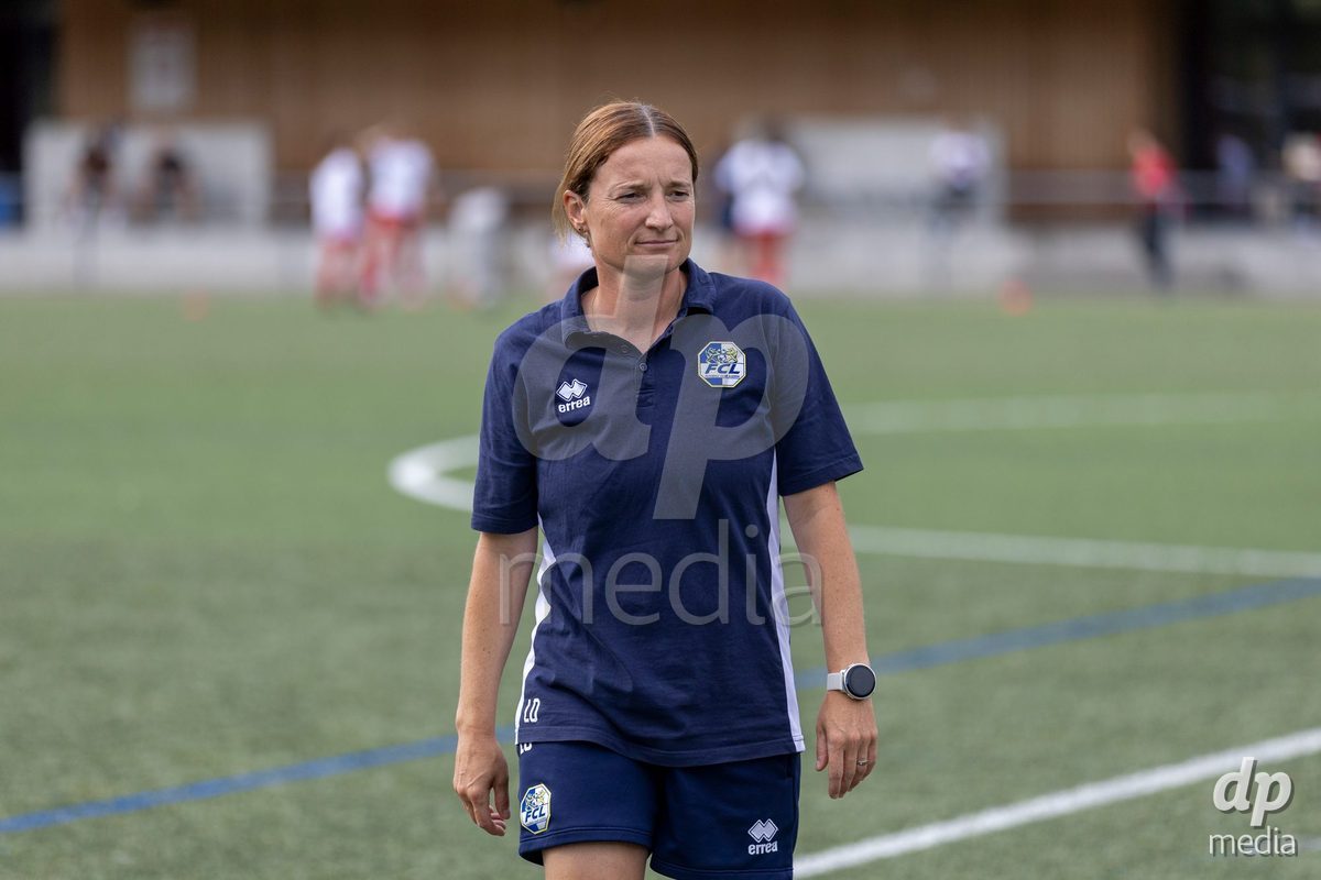 Aarau, Switzerland - September 5: head coach Luzia Odermatt of FC Luzern Frauen during the AXA Women's Super League match between FC Aarau Frauen and FC Luzern at Sportanlage Schachen on September 5, 2026 in Aarau, Switzerland.