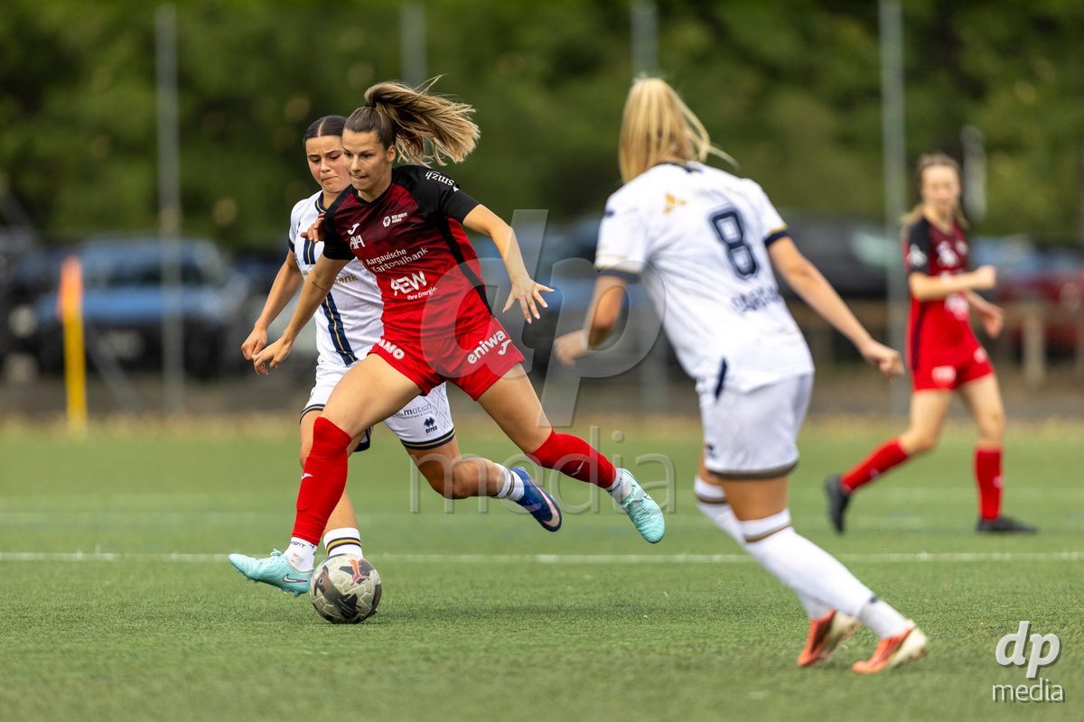 Aarau, Switzerland - September 5: Celia Hofer of FC Aarau Frauen shoots the ball during the AXA Women's Super League match between FC Aarau Frauen and FC Luzern at Sportanlage Schachen on September 5, 2026 in Aarau, Switzerland.