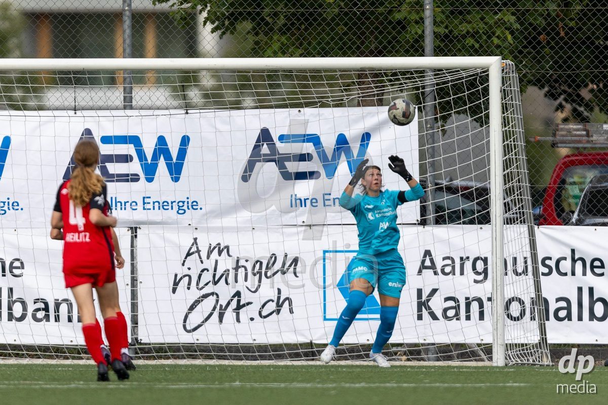 Aarau, Switzerland - September 5: goalkeeper Jara Ackermann of FC Aarau Frauen in action during the AXA Women's Super League match between FC Aarau Frauen and FC Luzern at Sportanlage Schachen on September 5, 2026 in Aarau, Switzerland.