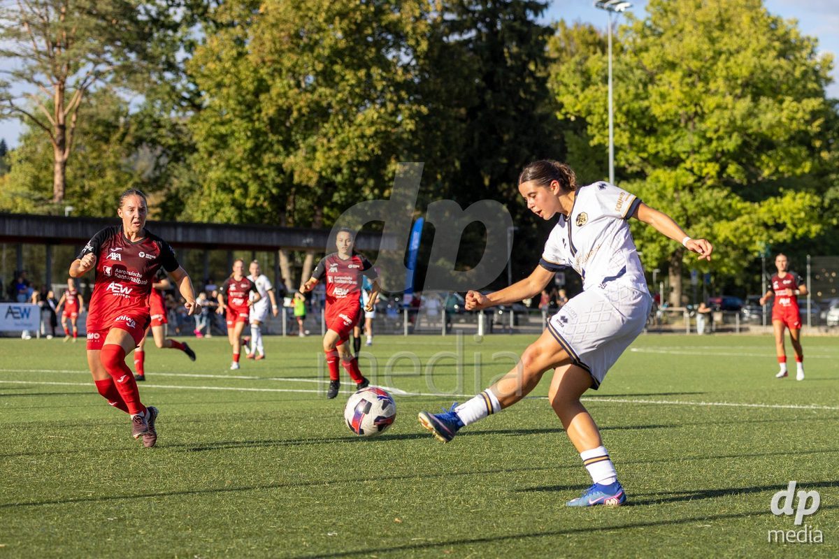 Aarau, Switzerland - September 5: Alyssa Keller of FC Luzern Frauen shoots the ball during the AXA Women's Super League match between FC Aarau Frauen and FC Luzern at Sportanlage Schachen on September 5, 2026 in Aarau, Switzerland.