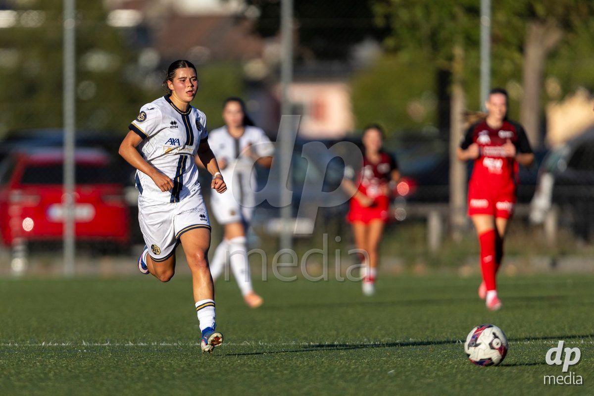 Aarau, Switzerland - September 5: Alyssa Keller of FC Luzern Frauen during the AXA Women's Super League match between FC Aarau Frauen and FC Luzern at Sportanlage Schachen on September 5, 2026 in Aarau, Switzerland.