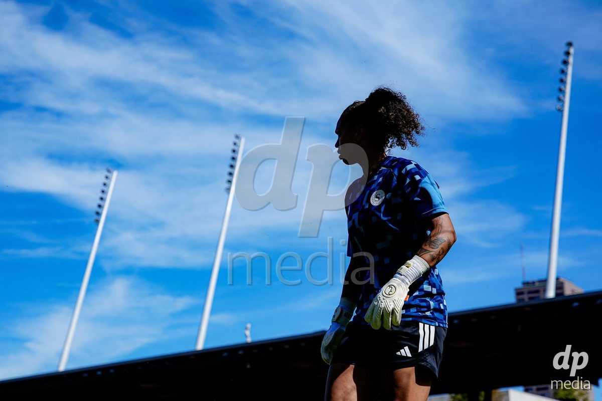 ZURICH, SWITZERLAND - September 6: Players of Servette FC Chenois Feminin warming up during the AXA Women's Super League match between GC Frauenfussball and Servette FC Chenois Feminin at Letzigrund on September 6, 2026 in Zurich, Switzerland.