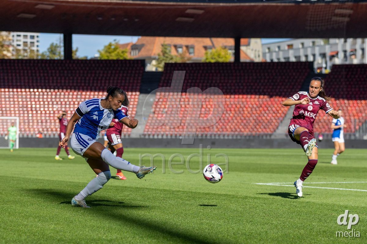 ZURICH, SWITZERLAND - September 6: Kayla Mckenna of GC Frauenfussball shoots the ball during the AXA Women's Super League match between GC Frauenfussball and Servette FC Chenois Feminin at Letzigrund on September 6, 2026 in Zurich, Switzerland.