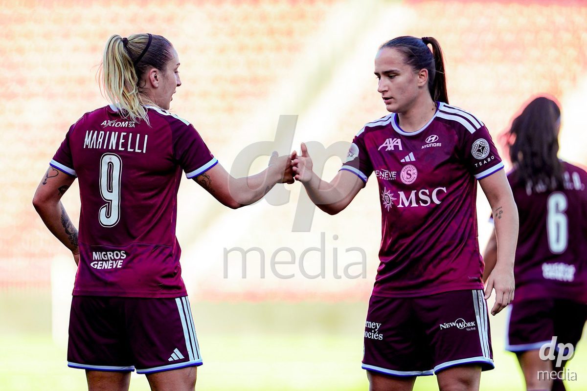 ZURICH, SWITZERLAND - September 6: Gloria Marinelli (L) of Servette FC Chenois Feminin celebrating after scoring teams third goal during the AXA Women's Super League match between GC Frauenfussball and Servette FC Chenois Feminin at Letzigrund on September 6, 2026 in Zurich, Switzerland.