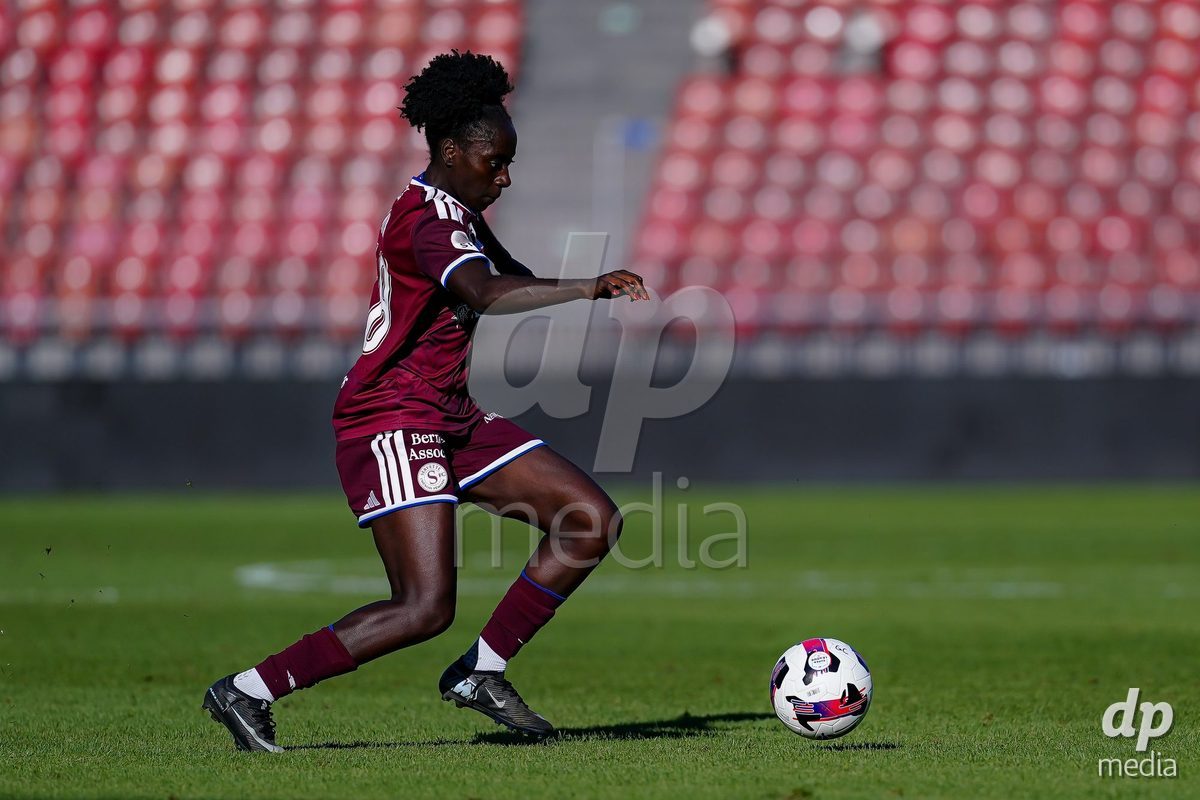 ZURICH, SWITZERLAND - September 6: Bénédicte Simon (Benedicte Simon) of Servette FC Chenois Feminin in action during the AXA Women's Super League match between GC Frauenfussball and Servette FC Chenois Feminin at Letzigrund on September 6, 2026 in Zurich, Switzerland.