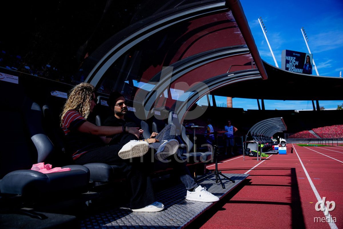 ZURICH, SWITZERLAND - September 6: Servette FC Chenois Feminin staff during the AXA Women's Super League match between GC Frauenfussball and Servette FC Chenois Feminin at Letzigrund on September 6, 2026 in Zurich, Switzerland.