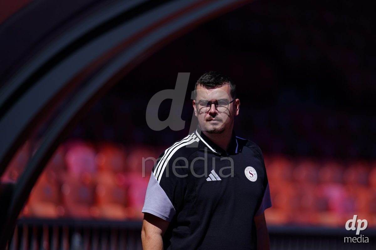 ZURICH, SWITZERLAND - September 6: Servette FC Chenois Feminin staff during the AXA Women's Super League match between GC Frauenfussball and Servette FC Chenois Feminin at Letzigrund on September 6, 2026 in Zurich, Switzerland.