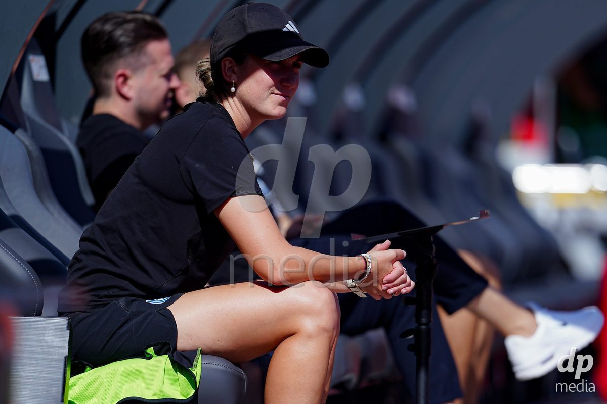 ZURICH, SWITZERLAND - September 6: Laura Vetterlein, Head Coach of GC Frauenfussball, during the AXA Women's Super League match between GC Frauenfussball and Servette FC Chenois Feminin at Letzigrund on September 6, 2026 in Zurich, Switzerland.