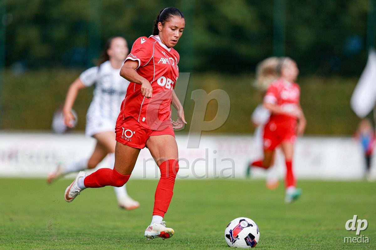 RAPPERSWIL, SWITZERLAND - September 5: Action during the AXA Women's Super League match between FC Rapperswil-Jona and FC Zurich at Stadion Grunfeld on September 5, 2026 in Rapperswil, Switzerland.