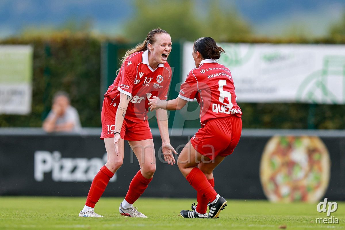 RAPPERSWIL, SWITZERLAND - September 5: Players of FC Rapperswi-Jona celebrate a goal during the AXA Women's Super League match between FC Rapperswil-Jona and FC Zurich at Stadion Grunfeld on September 5, 2026 in Rapperswil, Switzerland.
