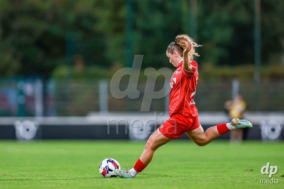 RAPPERSWIL, SWITZERLAND - September 5: Action during the AXA Women's Super League match between FC Rapperswil-Jona and FC Zurich at Stadion Grunfeld on September 5, 2026 in Rapperswil, Switzerland.