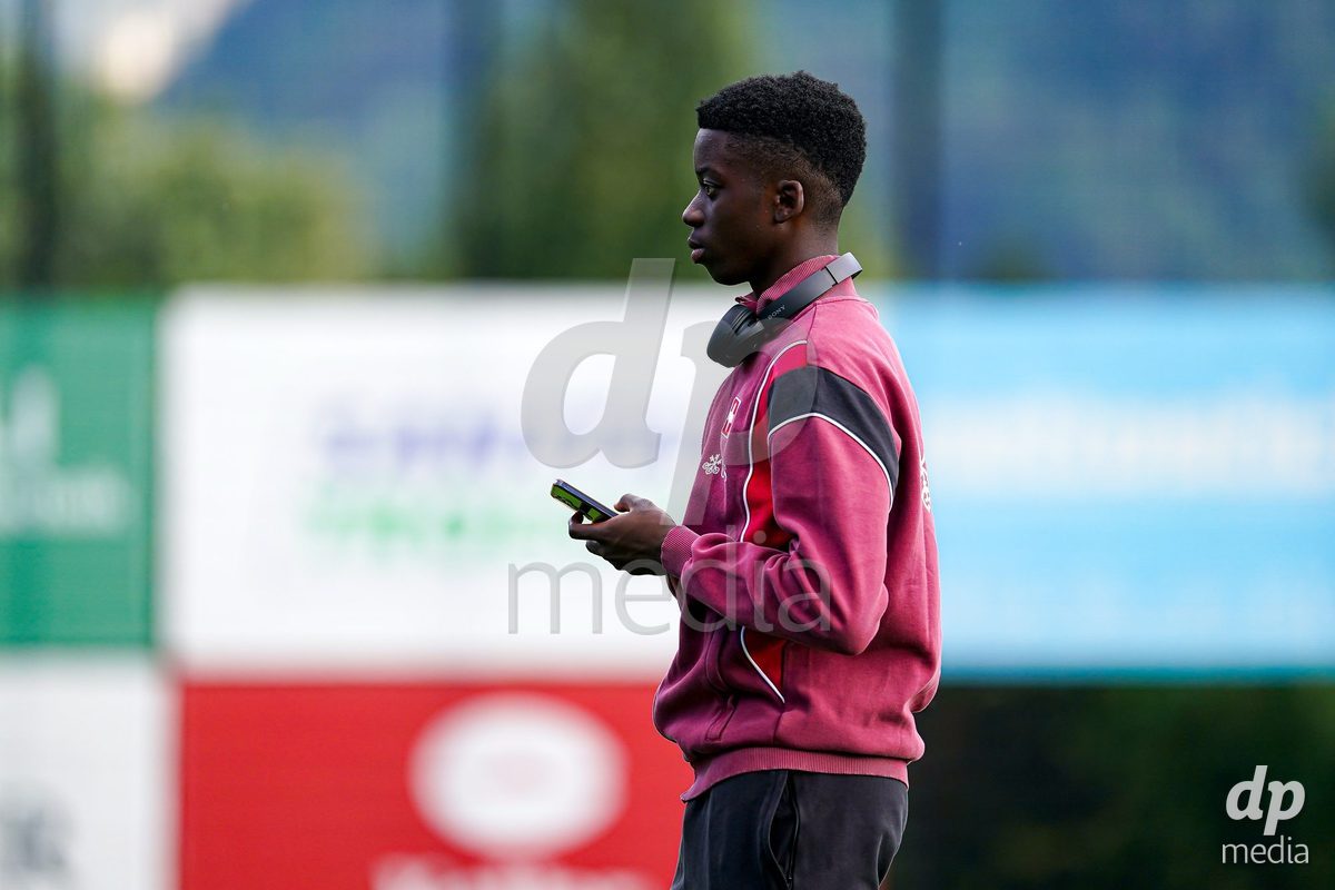 OBERE AU, Switzerland - September 8: Players of Switzerland arrival prior to the International Friendly U20 match between Switzerland and Luxembourg at TBD on September 8, 2026 in Obere Au, Switzerland.
