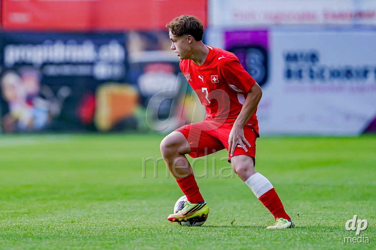 OBERE AU, Switzerland - September 8: Noel Vinzenz Telser of Switzerland controls the ball during the International Friendly U20 match between Switzerland and Luxembourg at TBD on September 8, 2026 in Obere Au, Switzerland.