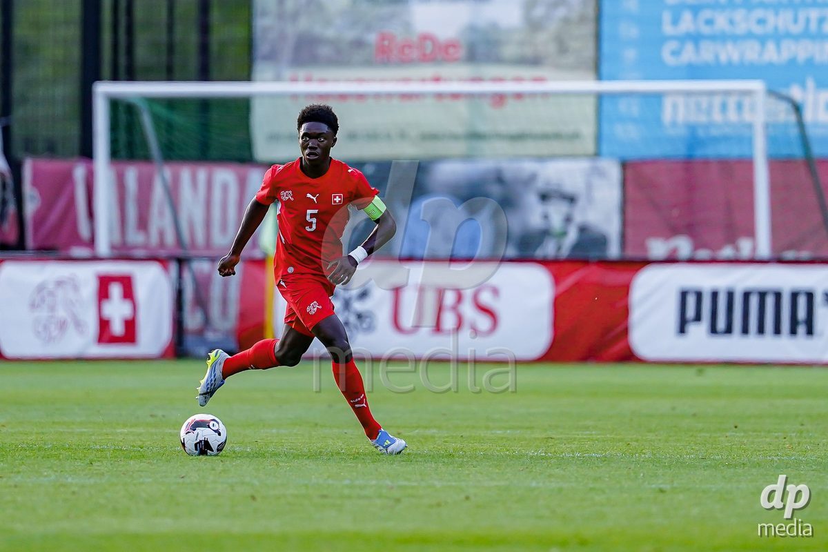 OBERE AU, Switzerland - September 8: Manuel Meudje of Switzerland controls the ball during the International Friendly U20 match between Switzerland and Luxembourg at TBD on September 8, 2026 in Obere Au, Switzerland.