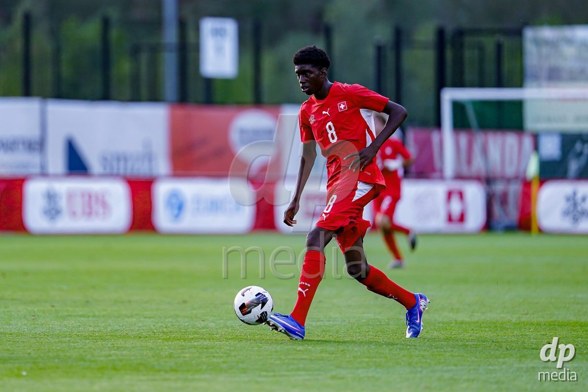 OBERE AU, Switzerland - September 8: Habib Frank Uchendu Emele of Switzerland controls the ball during the International Friendly U20 match between Switzerland and Luxembourg at TBD on September 8, 2026 in Obere Au, Switzerland.