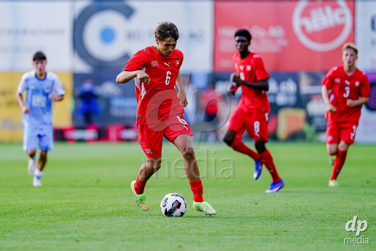 OBERE AU, Switzerland - September 8: Juan Manuel Acosta Leal of Switzerland controls the ball during the International Friendly U20 match between Switzerland and Luxembourg at TBD on September 8, 2026 in Obere Au, Switzerland.
