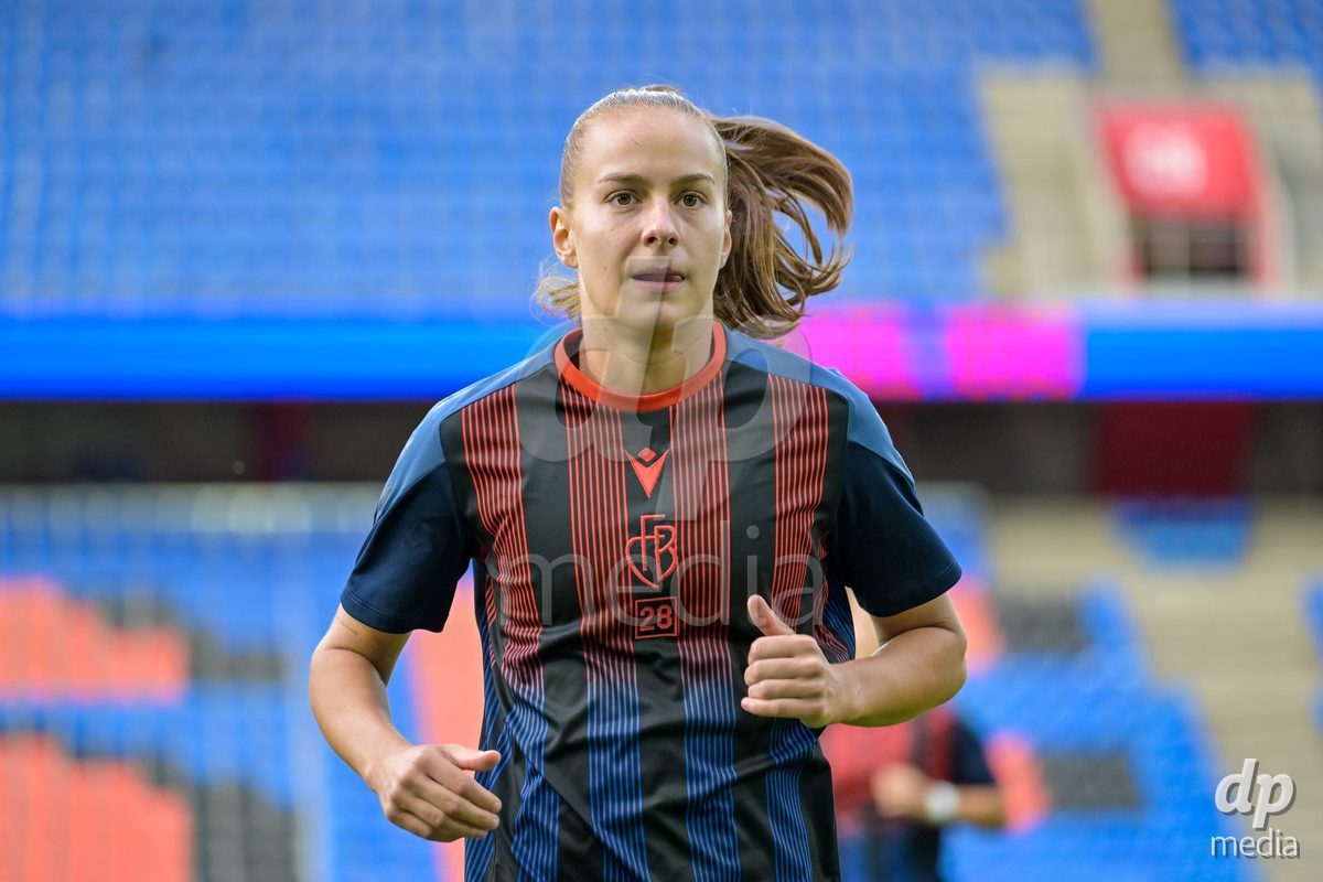 BASEL, SWITZERLAND - September 9: Elea Hagmann of FC Basel during the AXA Women's Super League match between FC Basel 1893 and GC Frauenfussball at St. Jakob-Park on September 9, 2026 in Basel, Switzerland.