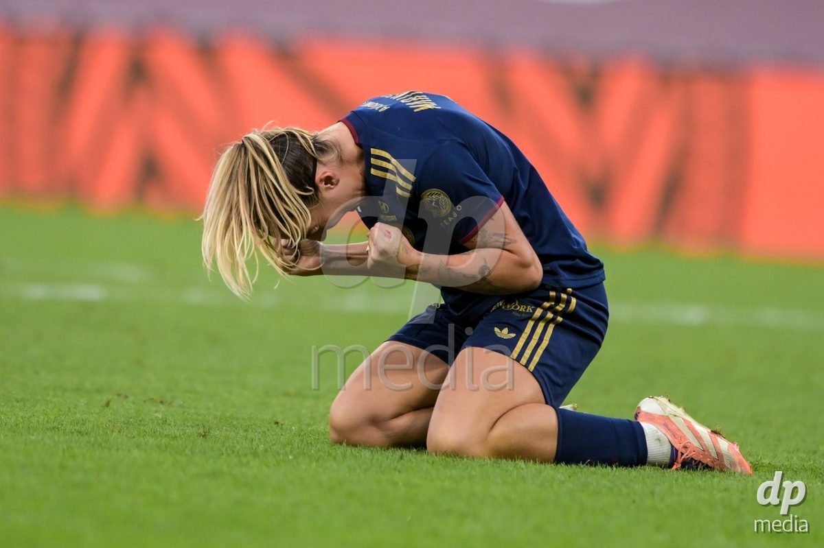 GENEVA, SWITZERLDAND - September 9: Gloria Marinelli of Servette celebrate the 2-2 gol during the AXA Women's Super League match between Servette FC Chenois Feminin and FC Yverdon Women at Stade de Geneve on September 9,2026 in Geneva, Switzerland