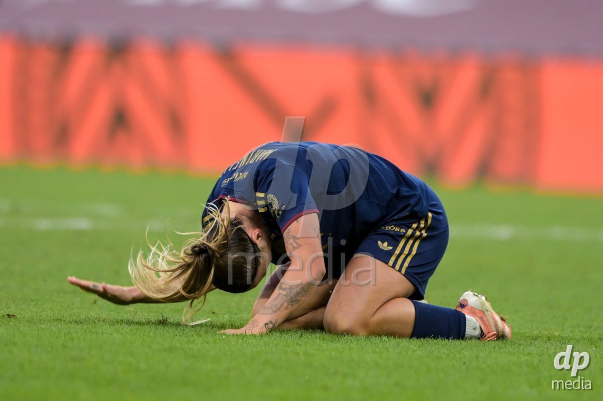 GENEVA, SWITZERLDAND - September 9: Gloria Marinelli of Servette celebrate the 2-2 gol during the AXA Women's Super League match between Servette FC Chenois Feminin and FC Yverdon Women at Stade de Geneve on September 9,2026 in Geneva, Switzerland