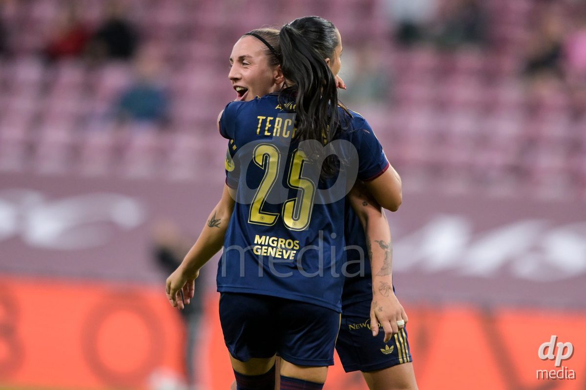 GENEVA, SWITZERLDAND - September 9: Gloria Marinelli of Servette celebrate the 2-2 gol during the AXA Women's Super League match between Servette FC Chenois Feminin and FC Yverdon Women at Stade de Geneve on September 9,2026 in Geneva, Switzerland