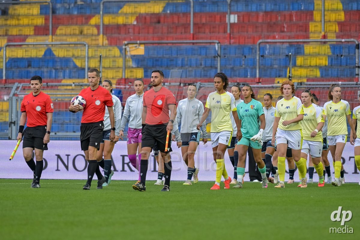 BASEL, SWITZERLAND - September 9: Teams during the AXA Women's Super League match between FC Basel 1893 and GC Frauenfussball at St. Jakob-Park on September 9, 2026 in Basel, Switzerland.
