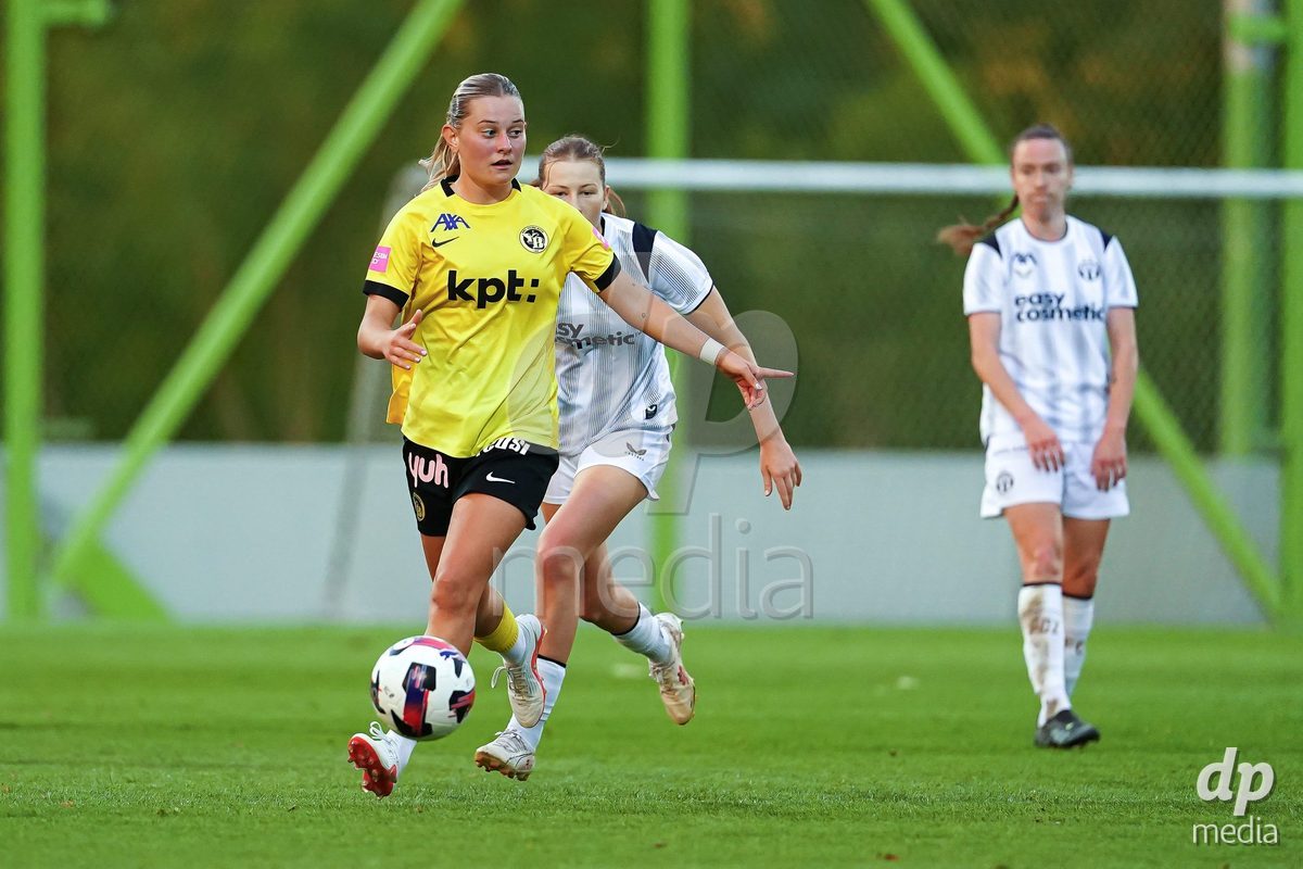ZURICH, SWITZERLAND - September 9: Leonie Koster (Leonie Köster) (44 BSC YB Frauen) controls the ball during the AXA Women's Super League match between FC Zurich and BSC YB Frauen at Herrenschurli on September 9, 2026 in Zurich, Switzerland.