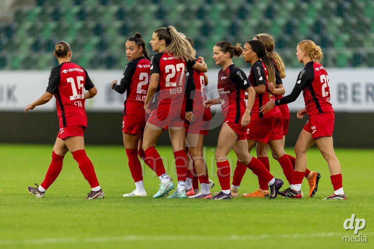 ST. GALLEN, SWITZERLAND - September 9: FC Aarau Frauen celebrating their goal during the AXA Women's Super League match between FC St. Gallen 1879 and FC Aarau Frauen at Berit Sitterstadion on September 9, 2026 in St. Gallen, Switzerland.