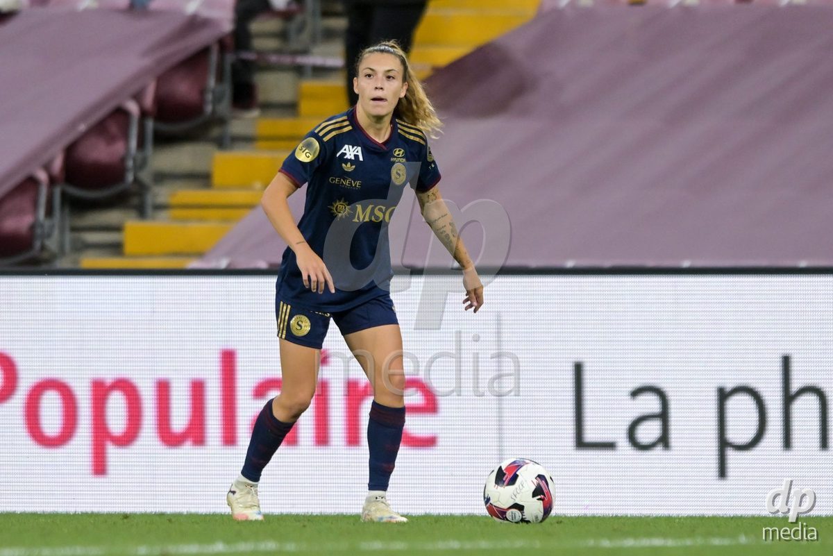GENEVA, SWITZERLDAND - September 9: Asun Martinez of Servette during the AXA Women's Super League match between Servette FC Chenois Feminin and FC Yverdon Women at Stade de Geneve on September 9,2026 in Geneva, Switzerland