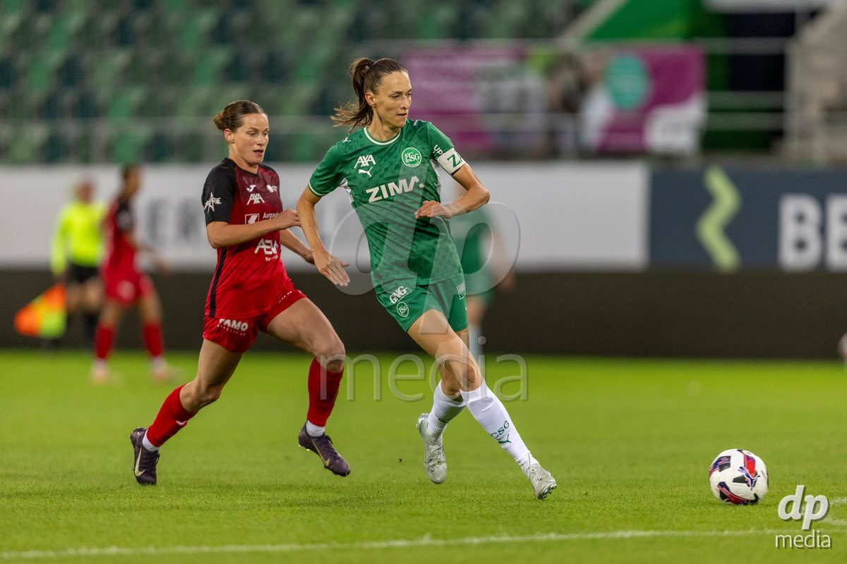ST. GALLEN, SWITZERLAND - September 9: Jana Brunner of FC St. Gallen Frauen (R) controls the ball during the AXA Women's Super League match between FC St. Gallen 1879 and FC Aarau Frauen at Berit Sitterstadion on September 9, 2026 in St. Gallen, Switzerland.