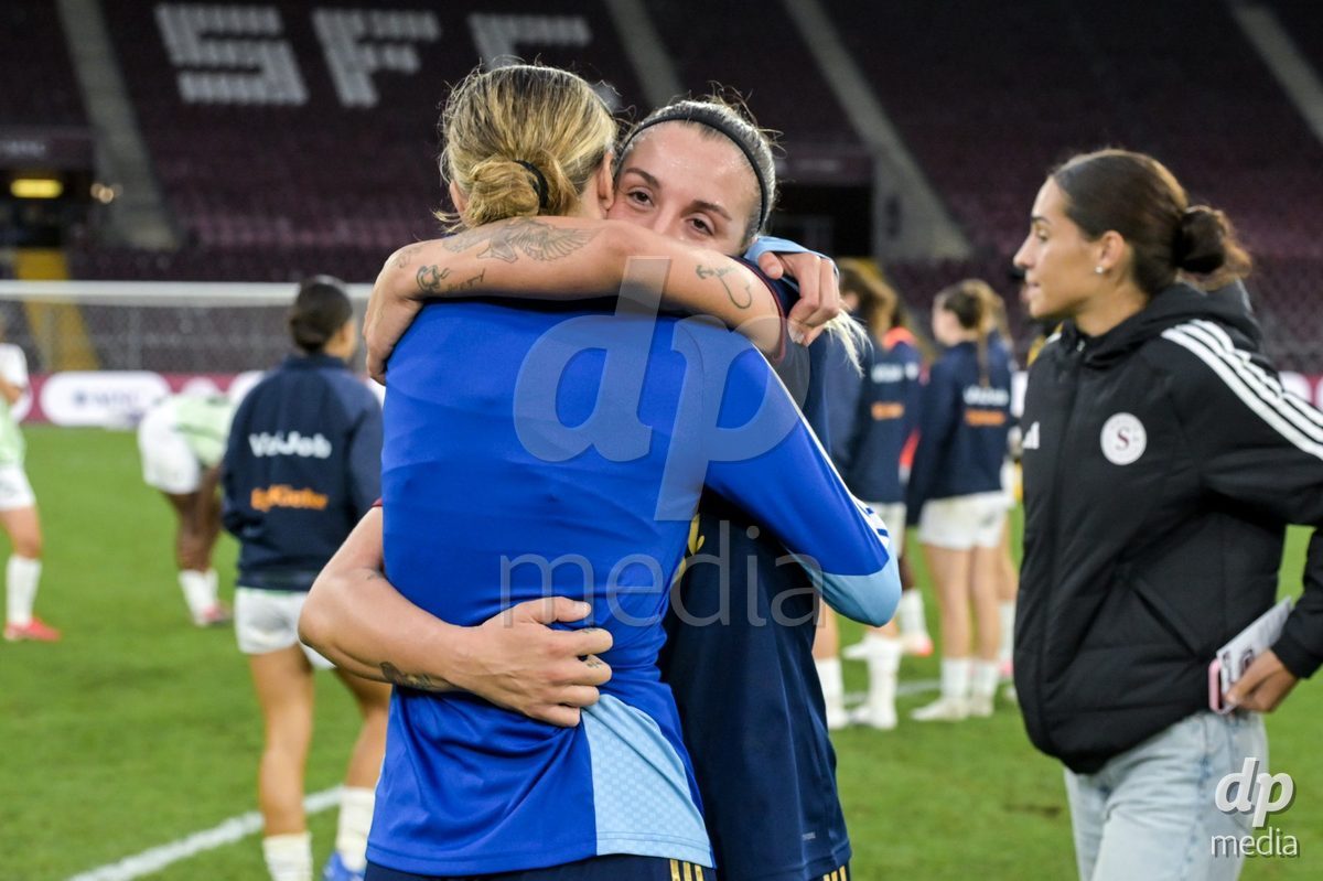 GENEVA, SWITZERLDAND - September 9: The players of Servette celebrate the victory during the AXA Women's Super League match between Servette FC Chenois Feminin and FC Yverdon Women at Stade de Geneve on September 9,2026 in Geneva, Switzerland
