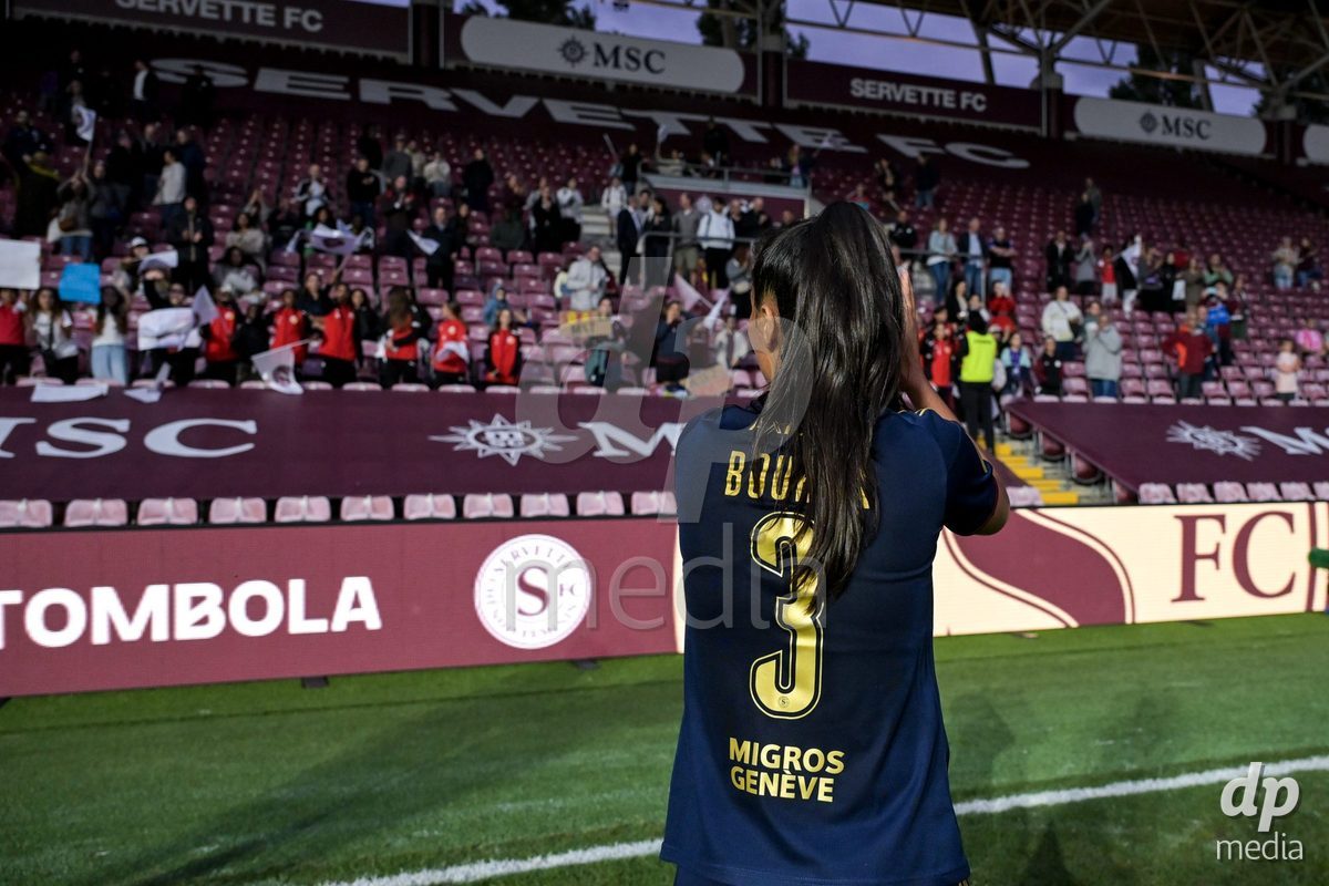 GENEVA, SWITZERLDAND - September 9: The players of Servette celebrate the victory during the AXA Women's Super League match between Servette FC Chenois Feminin and FC Yverdon Women at Stade de Geneve on September 9,2026 in Geneva, Switzerland