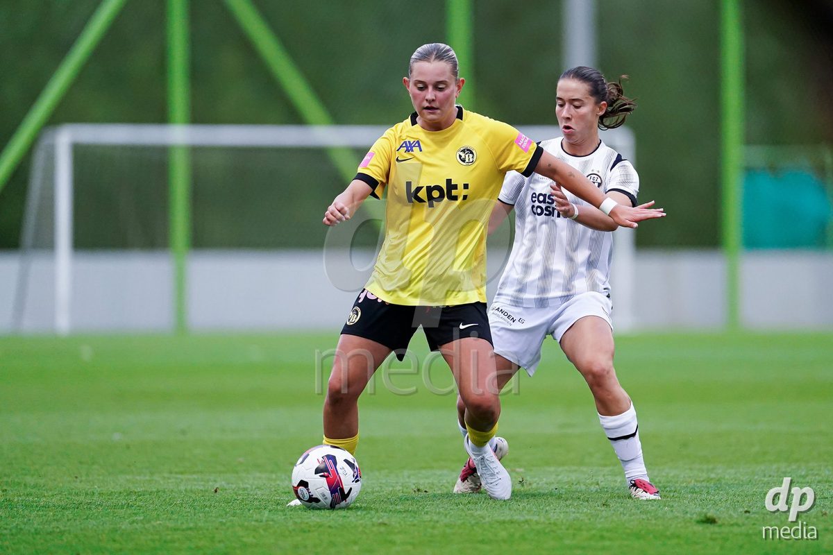 ZURICH, SWITZERLAND - September 9: Amelie Schuster of FC Zurich (R) and Leonie Koster (Leonie Köster) (44 BSC YB Frauen) (L) battle for the ball during the AXA Women's Super League match between FC Zurich and BSC YB Frauen at Herrenschurli on September 9, 2026 in Zurich, Switzerland.