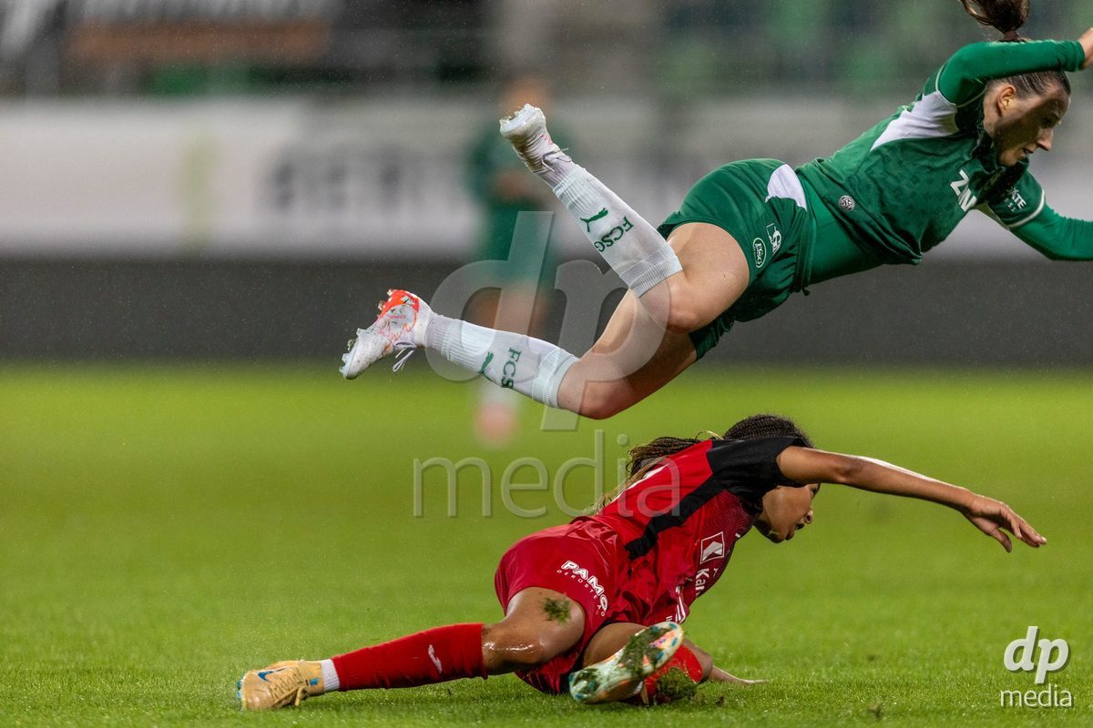 ST. GALLEN, SWITZERLAND - September 9: Joy Steck of FC Aarau Frauen fights for the ball with Chantal Wyser of FC St. Gallen Frauen during the AXA Women's Super League match between FC St. Gallen 1879 and FC Aarau Frauen at Berit Sitterstadion on September 9, 2026 in St. Gallen, Switzerland.