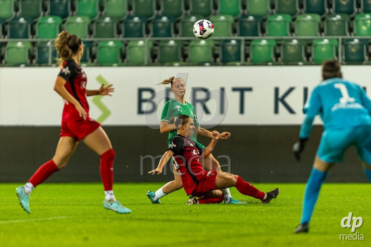 ST. GALLEN, SWITZERLAND - September 9: Johanna Thuer (Johanna Thüer) of FC St. Gallen Frauen shoots the ball during the AXA Women's Super League match between FC St. Gallen 1879 and FC Aarau Frauen at Berit Sitterstadion on September 9, 2026 in St. Gallen, Switzerland.