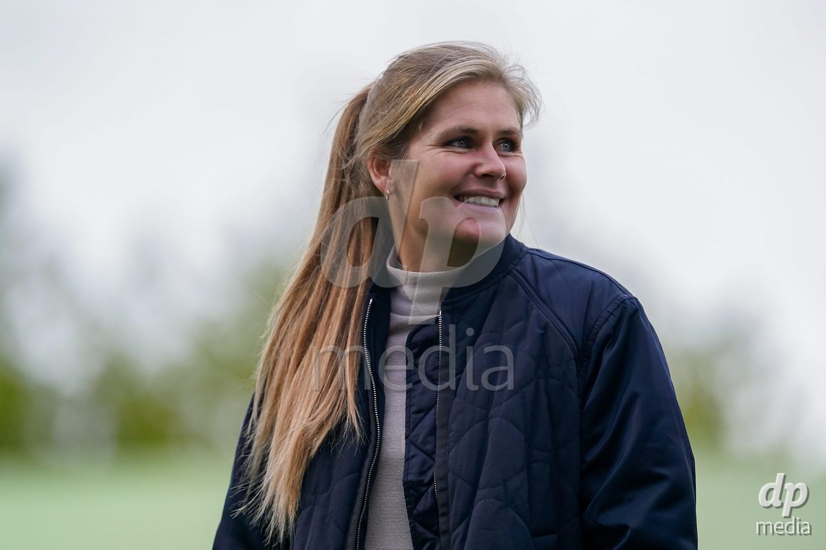 ZURICH, SWITZERLAND - September 9: Imke Wübbenhorst (Imke Wubbenhorst), Head Coach of BSC YB Frauen,  during the AXA Women's Super League match between FC Zurich and BSC YB Frauen at Herrenschurli on September 9, 2026 in Zurich, Switzerland.