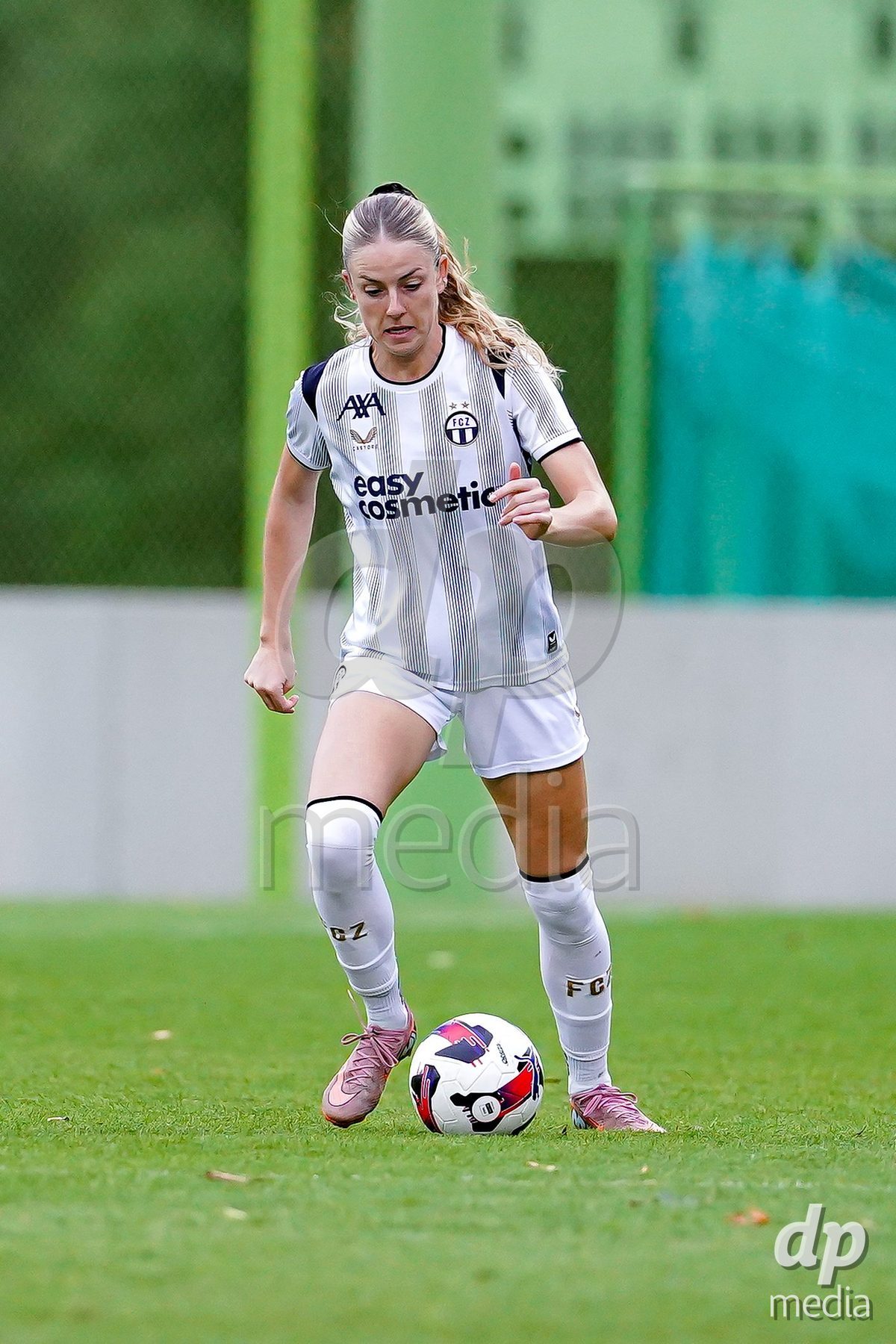 ZURICH, SWITZERLAND - September 9: Briana Eads of FC Zurich controls the ball during the AXA Women's Super League match between FC Zurich and BSC YB Frauen at Herrenschurli on September 9, 2026 in Zurich, Switzerland.