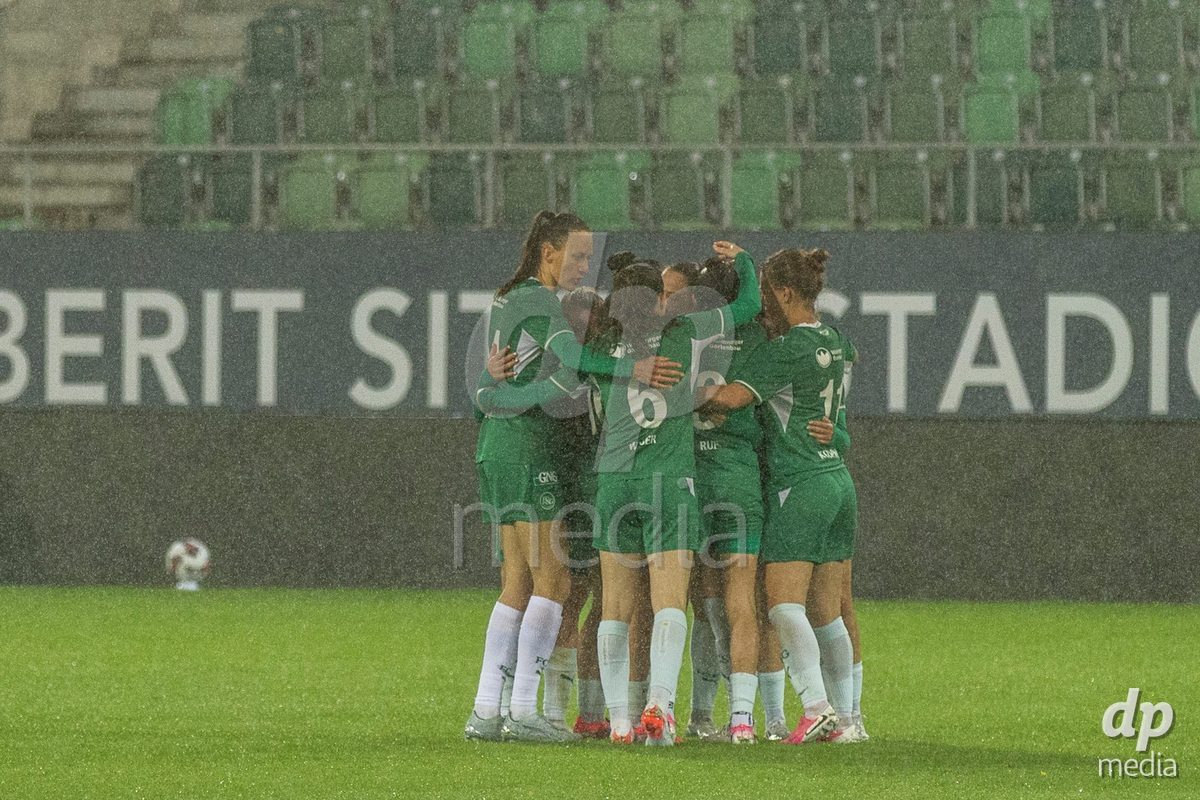 ST. GALLEN, SWITZERLAND - September 9: Players of FC St. Gallen Frauen celebrate their goal during the AXA Women's Super League match between FC St. Gallen 1879 and FC Aarau Frauen at Berit Sitterstadion on September 9, 2026 in St. Gallen, Switzerland.