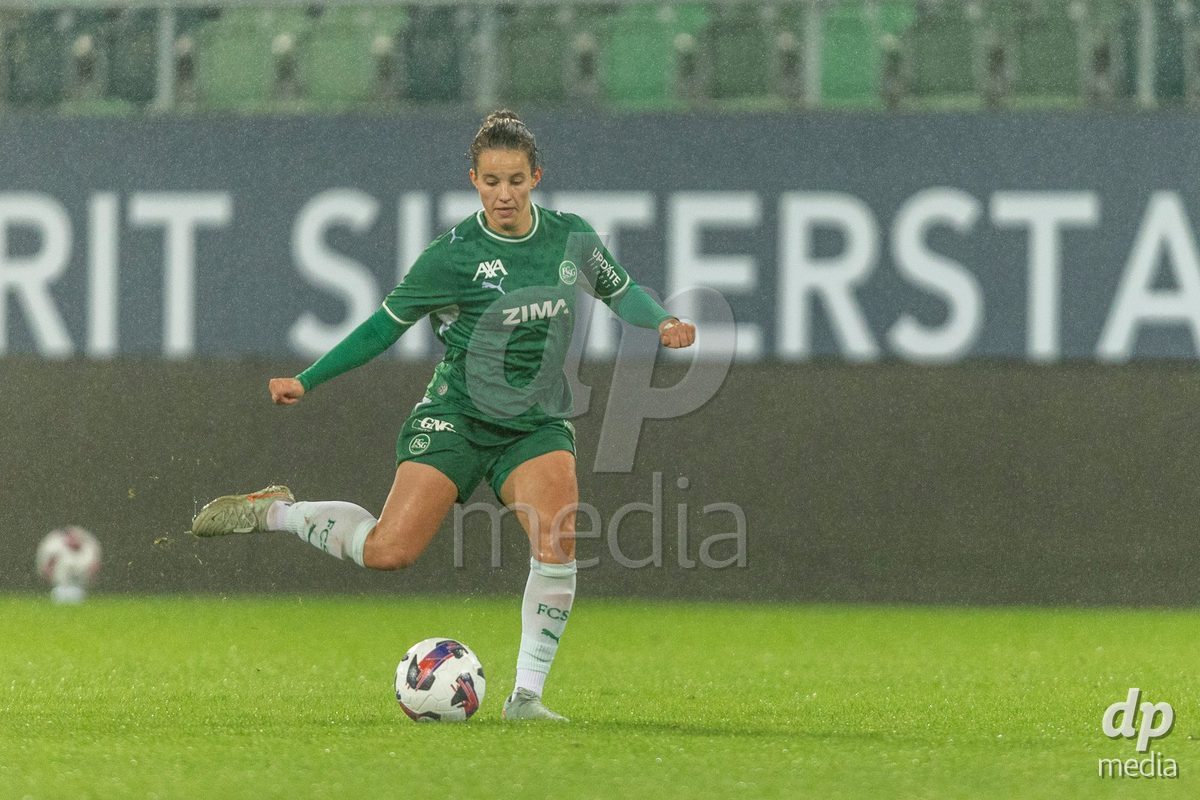 ST. GALLEN, SWITZERLAND - September 9: Yael Aeberhard of FC St. Gallen Frauen shoots the ball during the AXA Women's Super League match between FC St. Gallen 1879 and FC Aarau Frauen at Berit Sitterstadion on September 9, 2026 in St. Gallen, Switzerland.